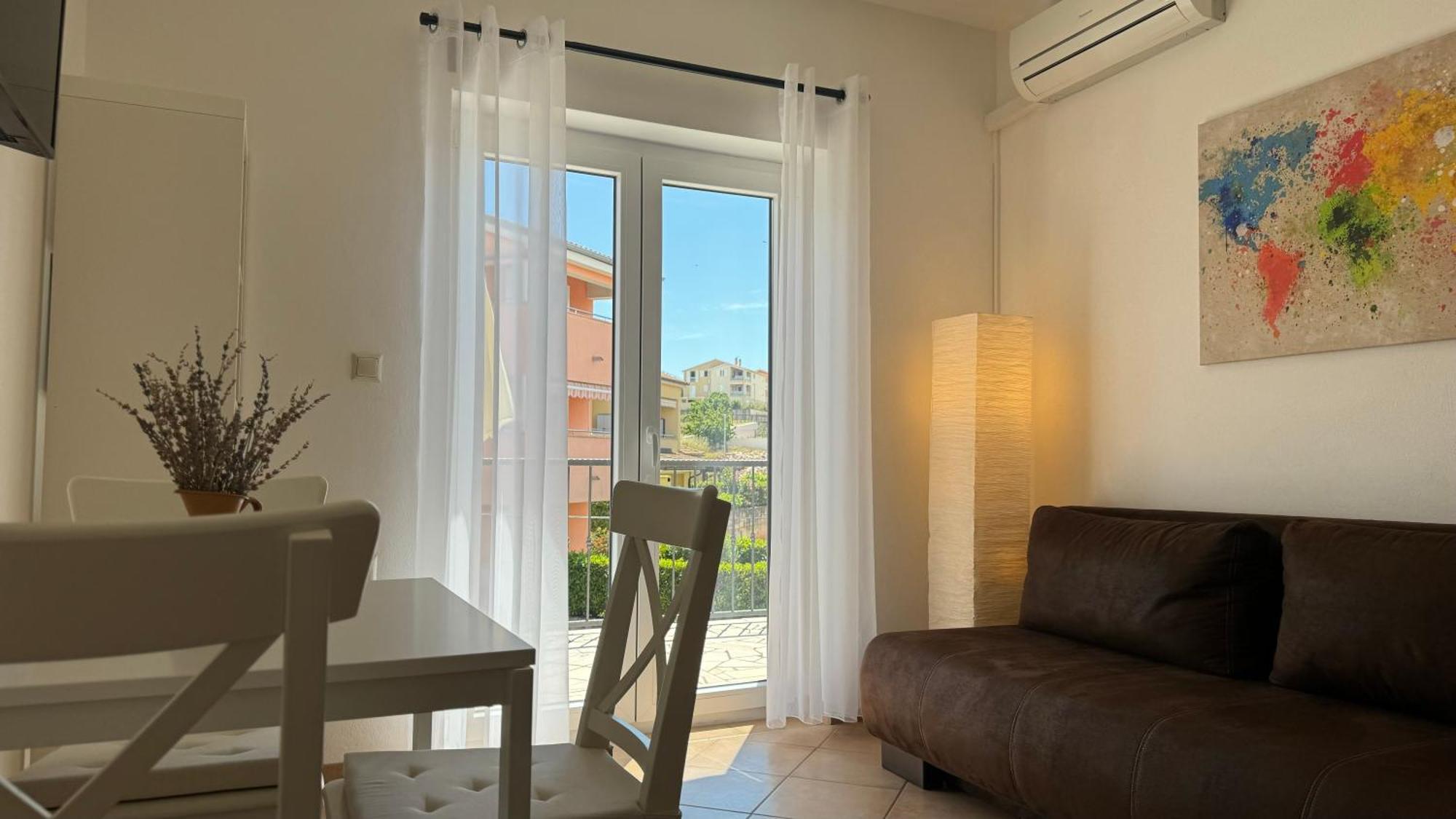 Apartments Ein Haus In Der Sonne 马林斯卡 外观 照片